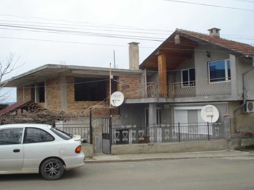 Къща в Страцин