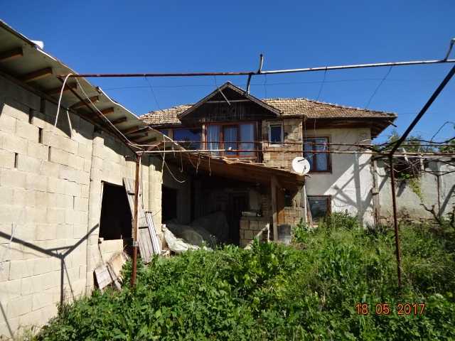 Къща в Васил Друмев