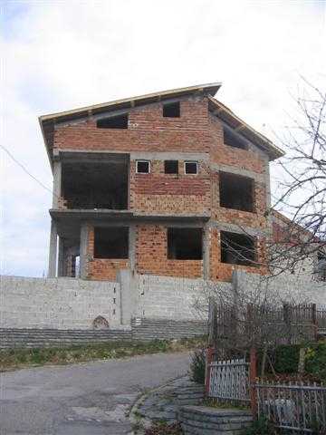 Къща в Перущица