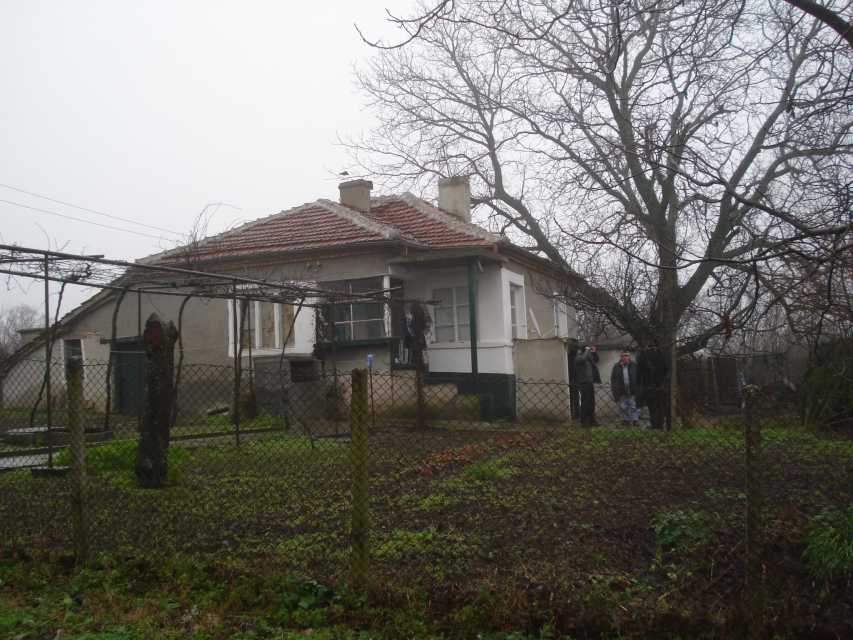 Къща в Зимен