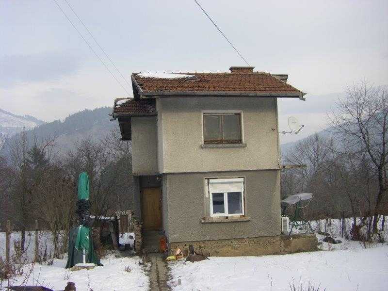 Къща в Владо Тричков