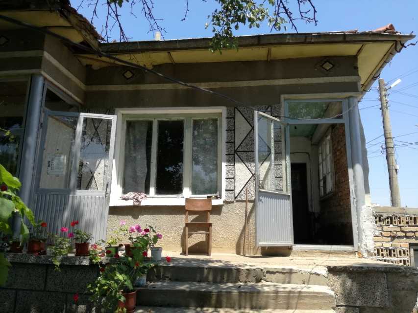 Къща в Страхилово