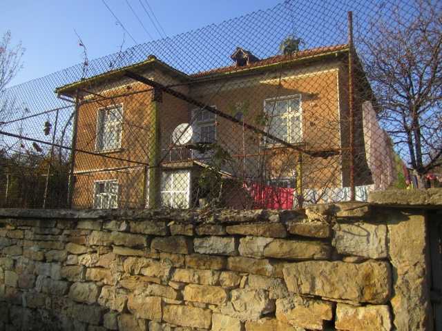 Къща в Добромирка