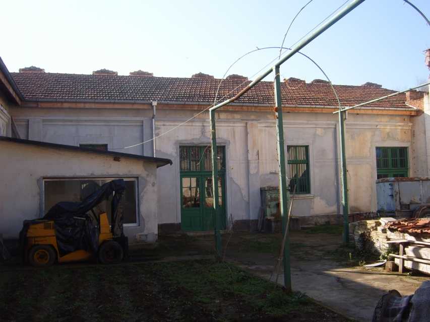 Производствен имот в Зелениково