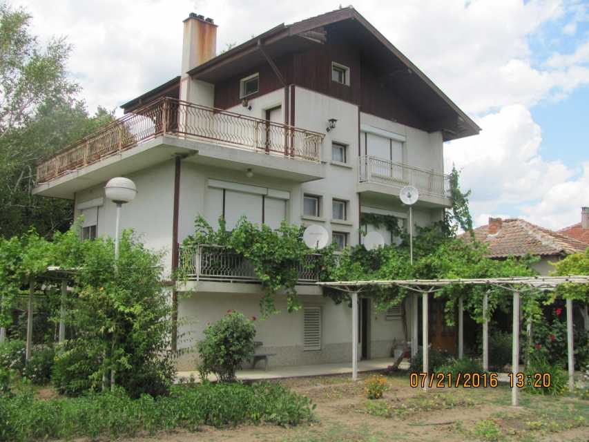 Къща в Батово
