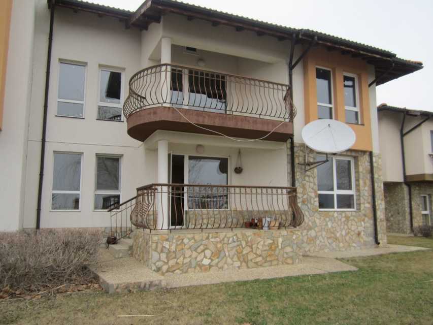 Двустаен апартамент в Рогачево