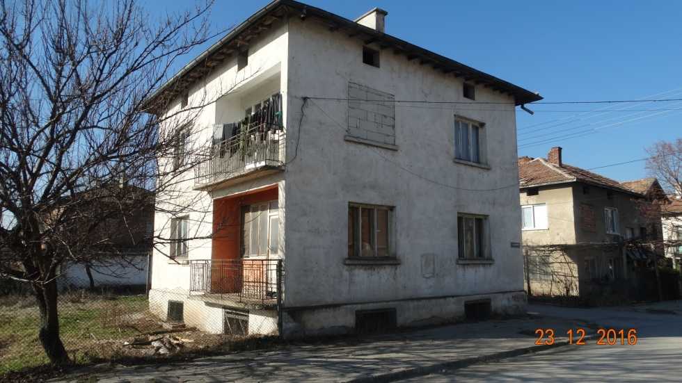 Къща в Дамяница