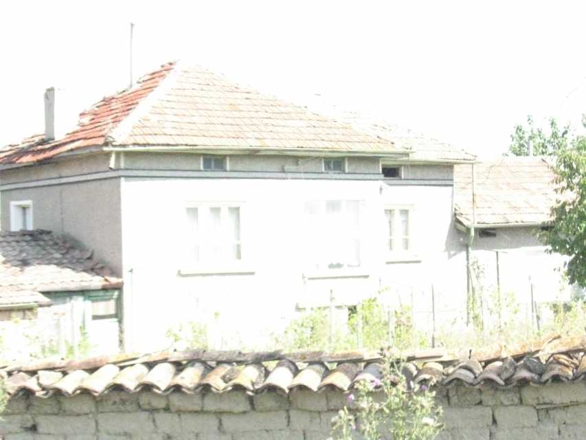 Къща в Караисен