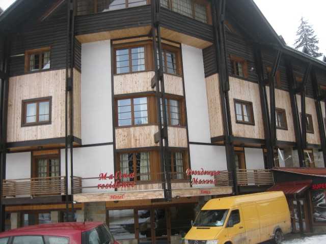 Двустаен апартамент в Стойките