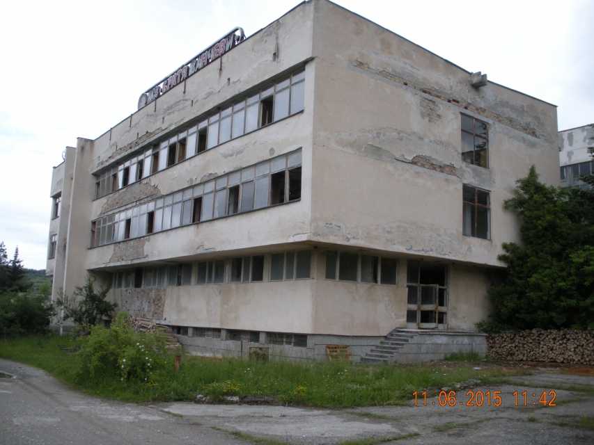 Фабрика в Батак