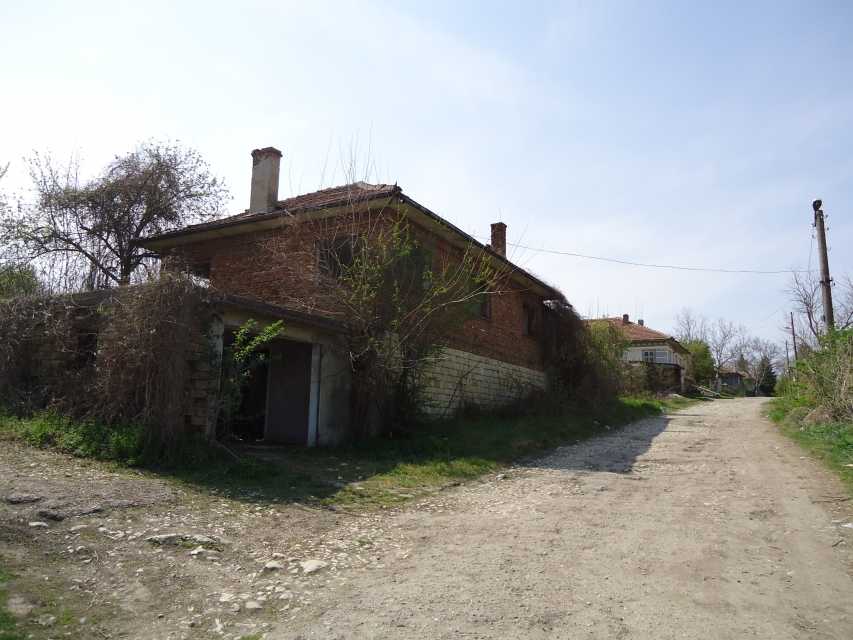 Къща в Полско Косово