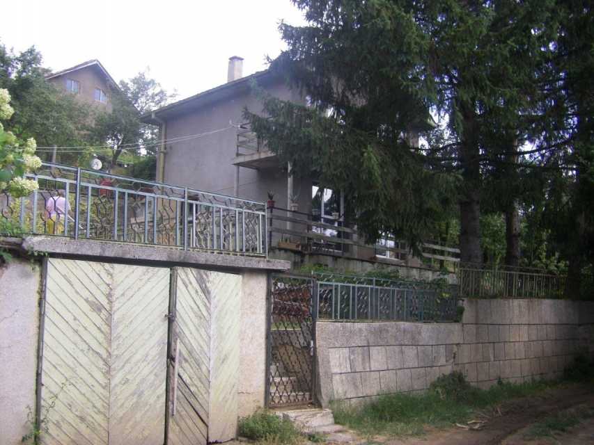 Къща в Реброво