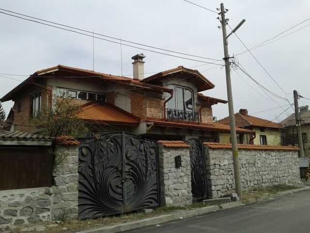Къща в Банско