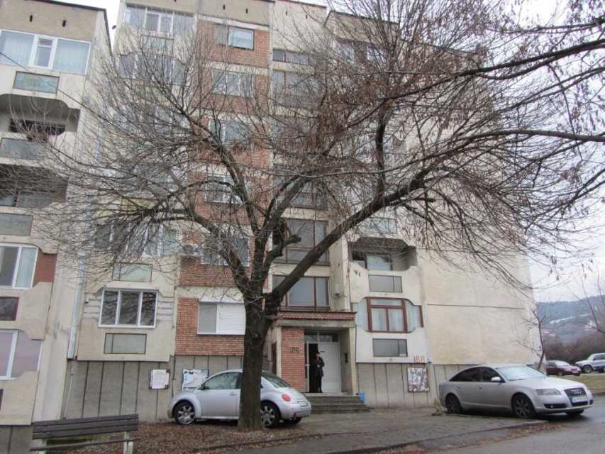 Двустаен апартамент в КЮСТЕНДИЛ
