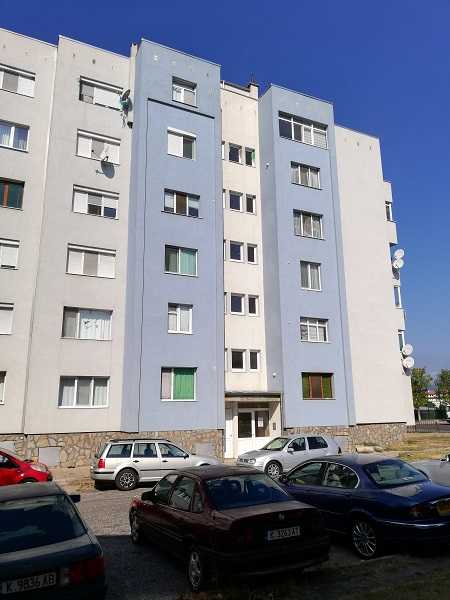 Двустаен апартамент в гр. Момчилград