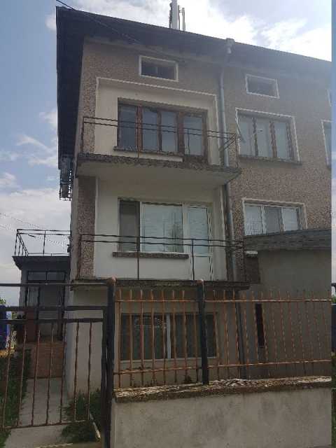 Етаж от къща в Мусачево