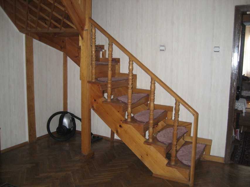 Етаж от къща в ДУПНИЦА