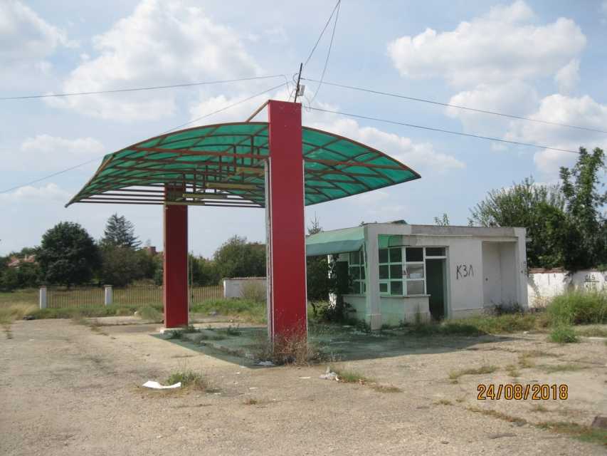 Бензиностанция в Лехчево