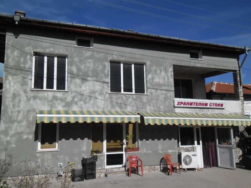 Жилищна сграда в Карабунар