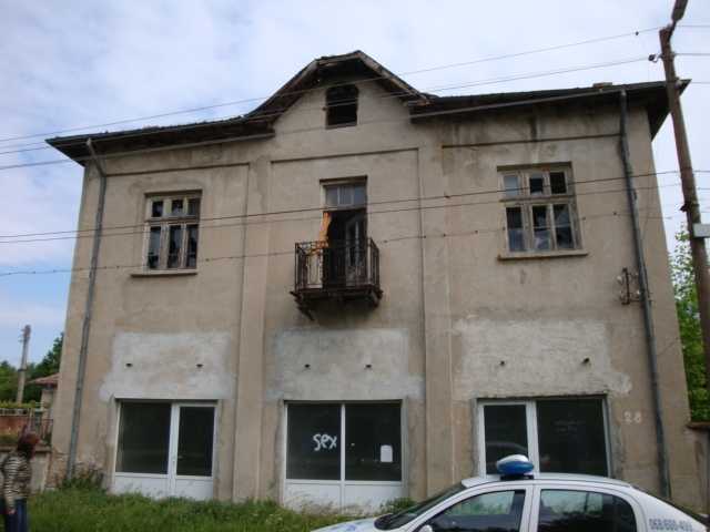 Къща в Летница