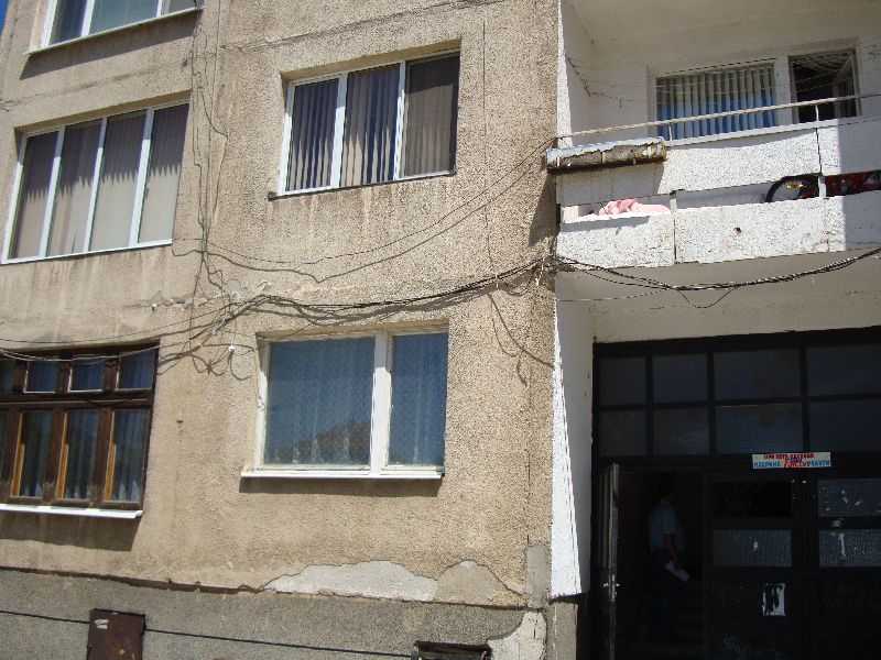Двустаен апартамент в САМОКОВ