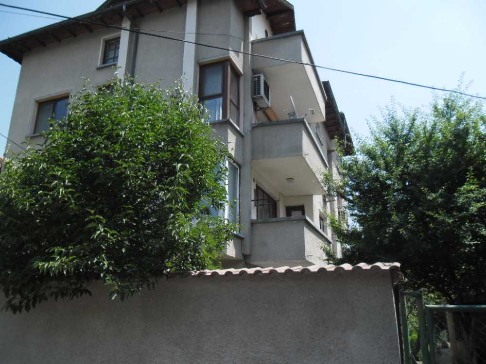 Етаж от къща в гр. Пазарджик