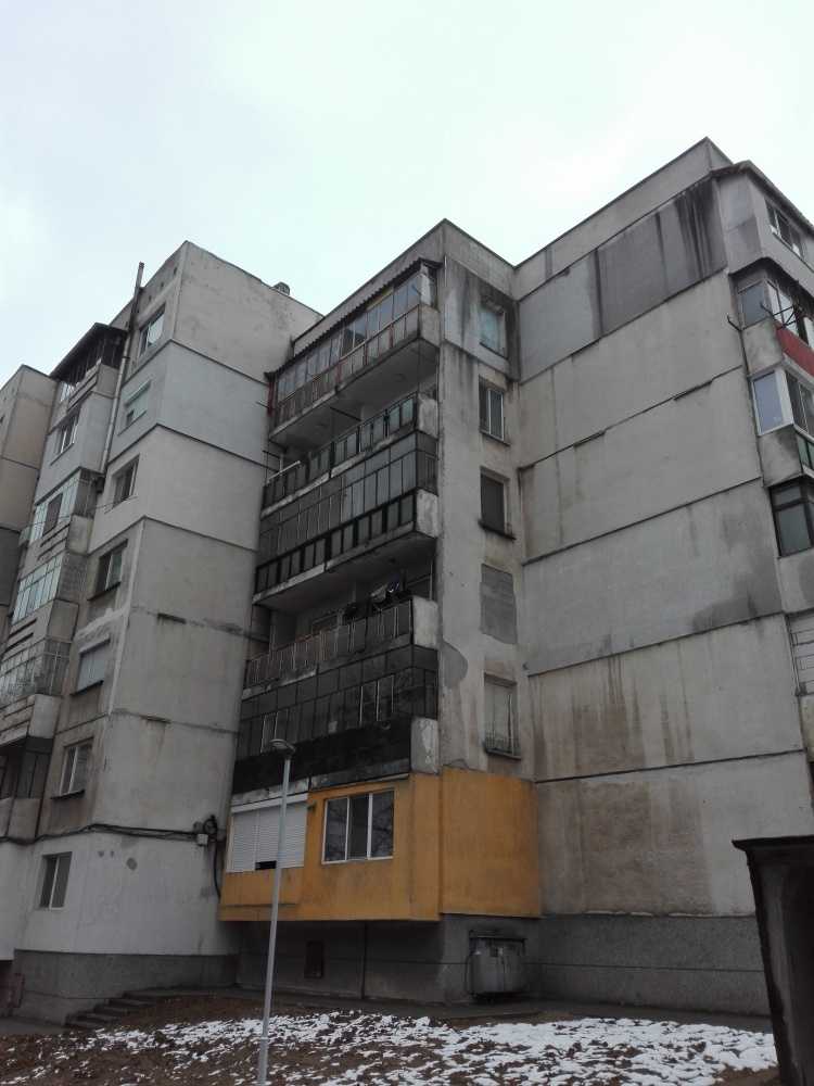Тристаен апартамент в гр. Свищов