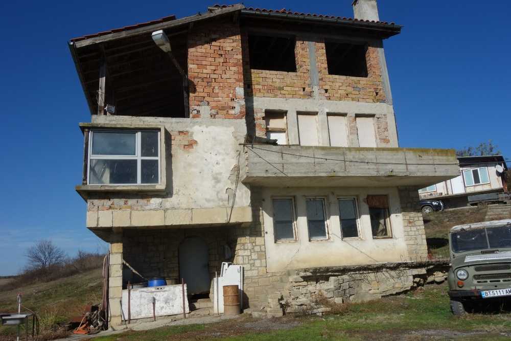 Къща в с. Горна Липница