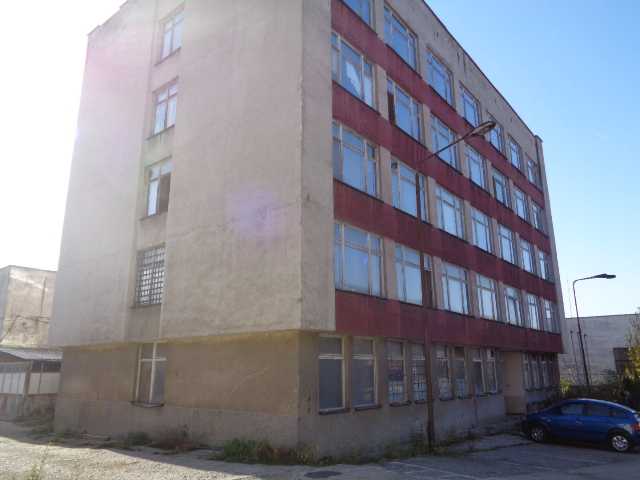 Производствен имот в гр. Габрово