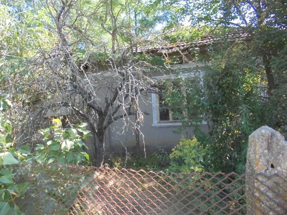 Къща с парцел Писарово