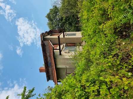 Парцел с къща Русе