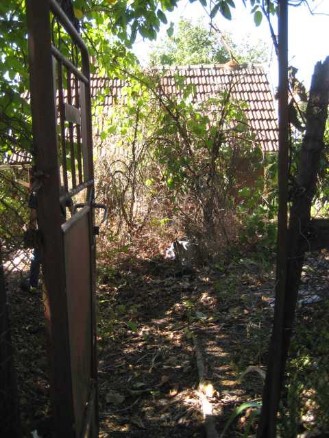 Парцел с къща Русе