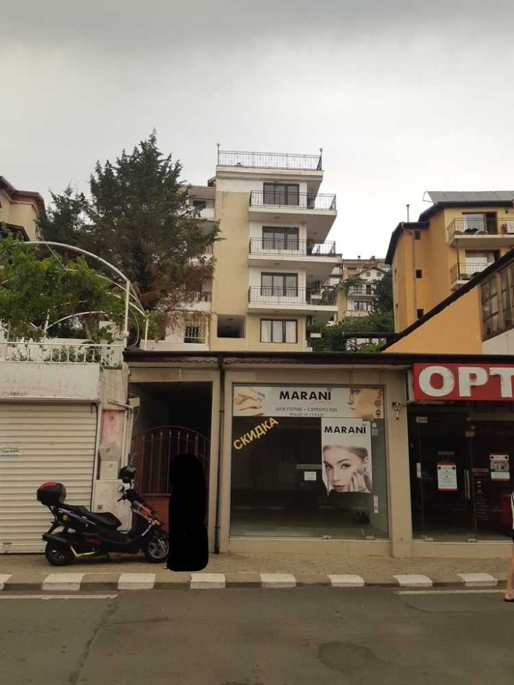 Парцел с къща Свети Влас