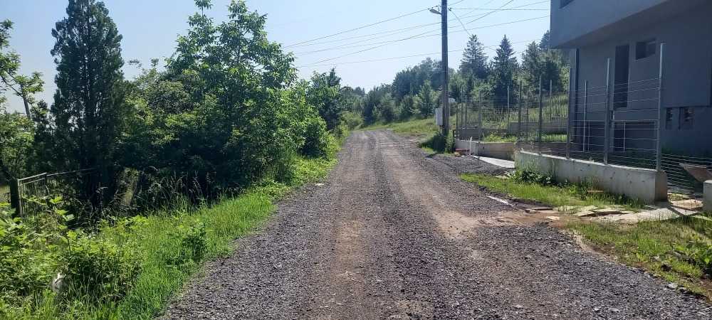 Парцел с къща Мало Бучино