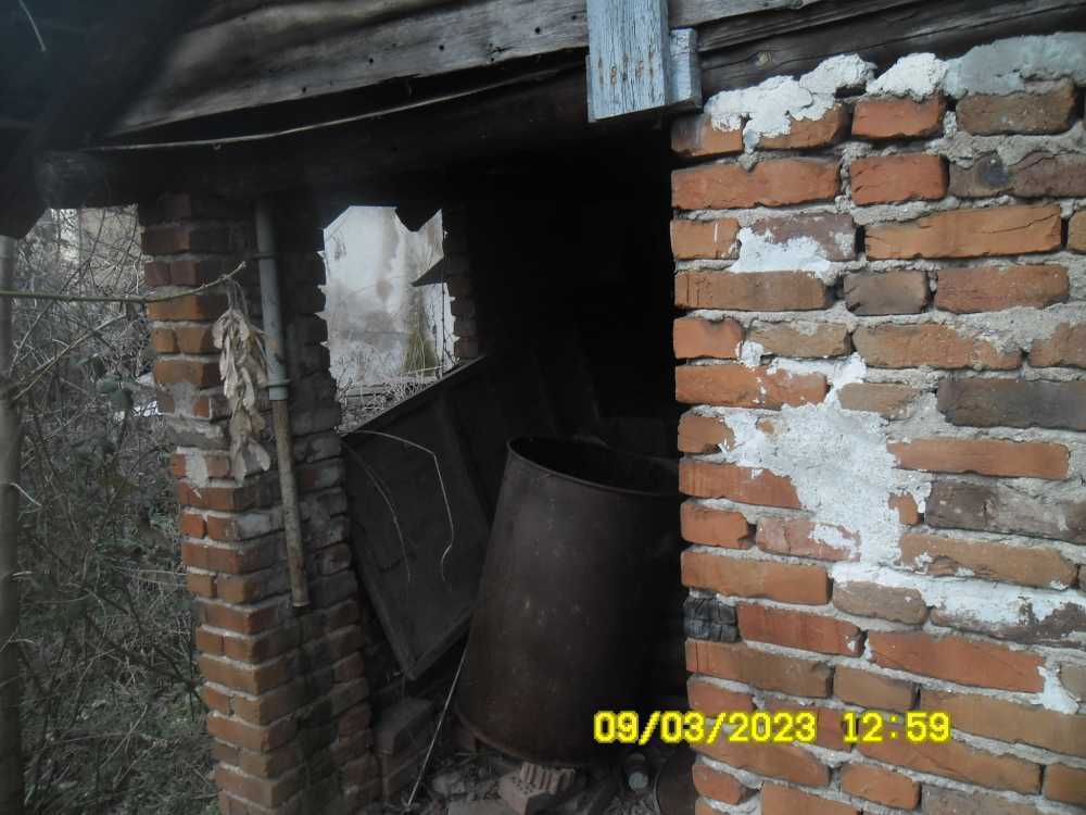 Парцел с къща в Кирилово