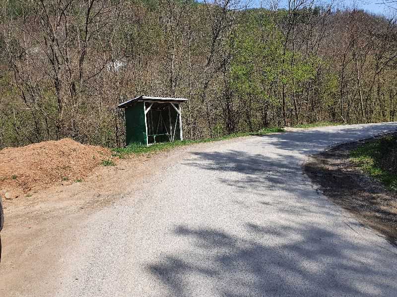 Парцел с къща Лесковдол