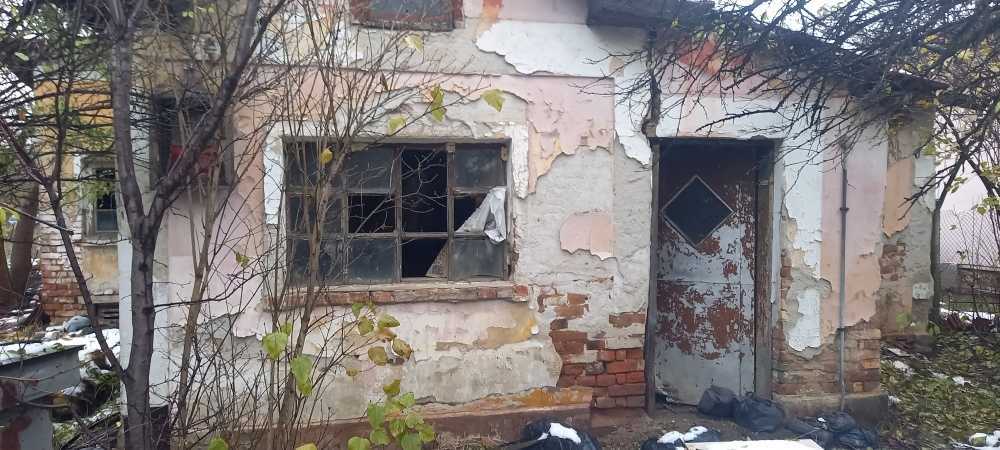 Парцел с къща в Бусманци