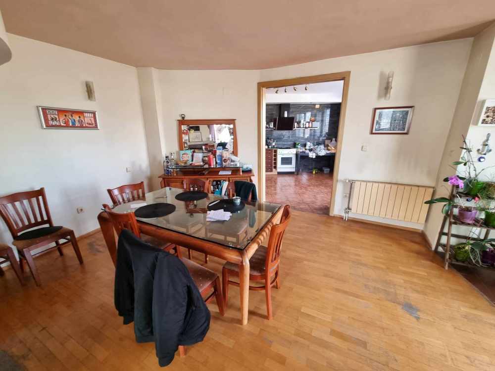 Къща с парцел Варна