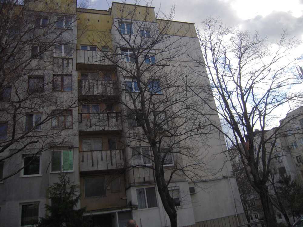 Тристаен апартамент в гр. Плевен