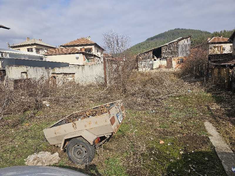 Парцел Етрополе