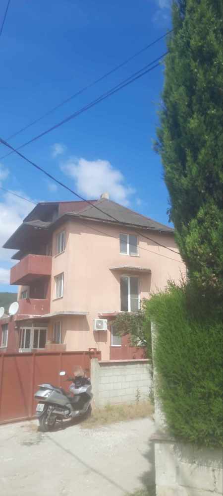 Къща с парцел Варна