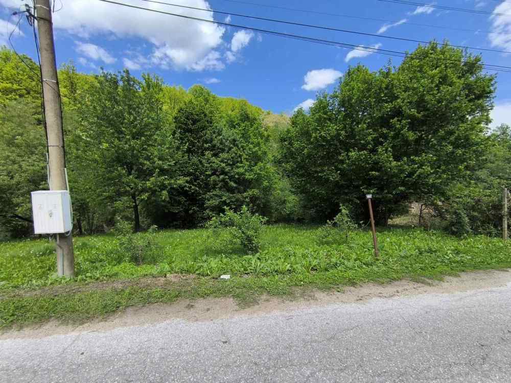 Парцел Бели Осъм