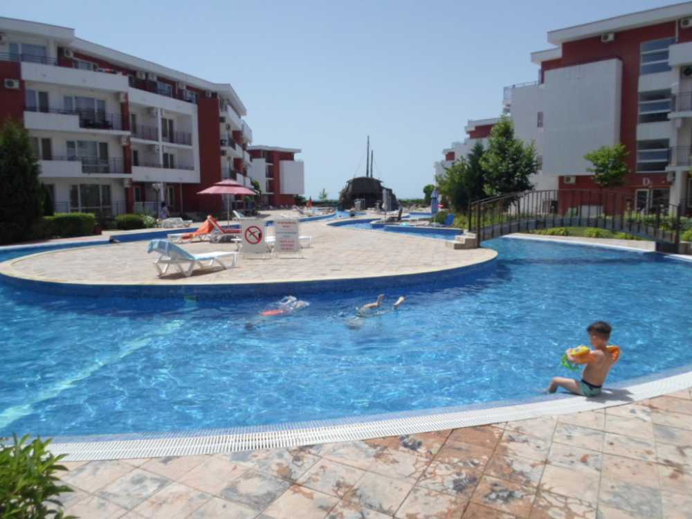 Двустаен апартамент Свети Влас