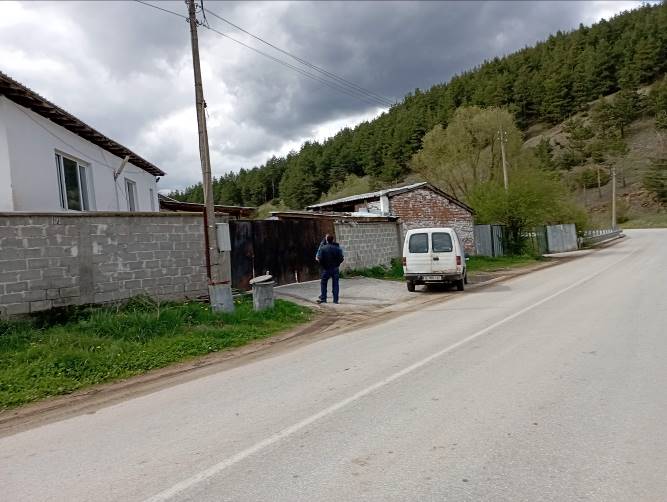 Производствен имот в гр. Разлог