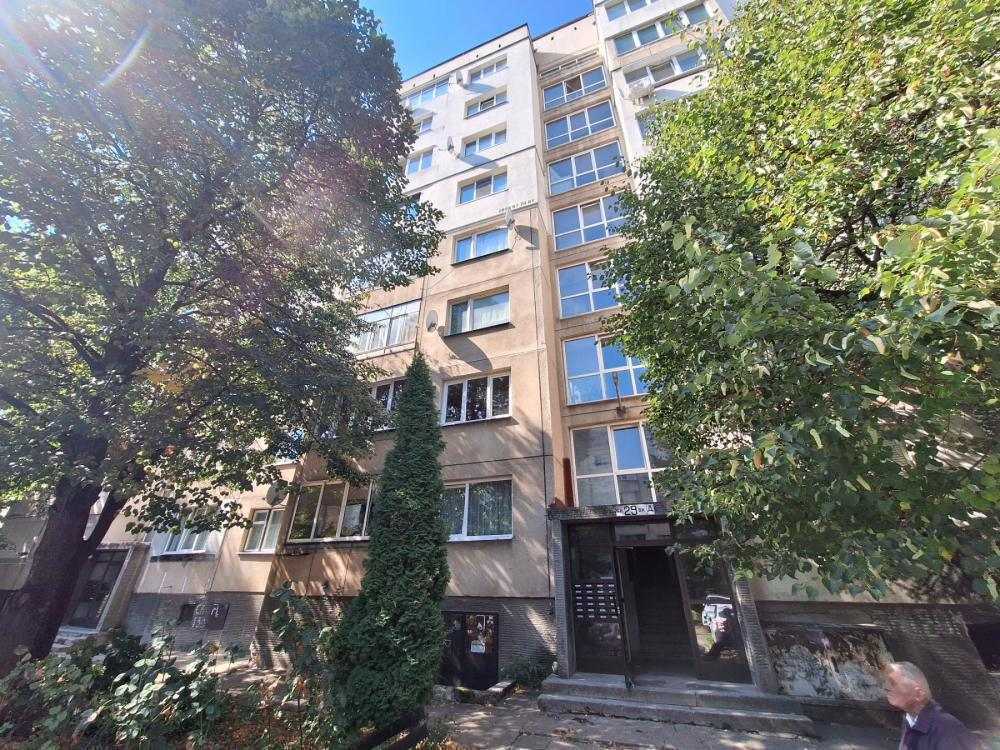 Тристаен апартамент София