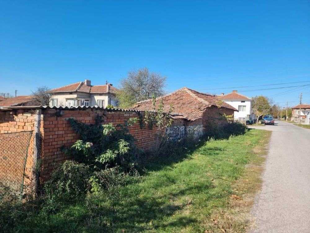 Парцел Бъзън