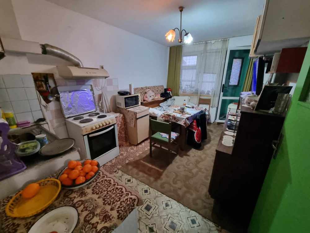 Тристаен апартамент Варна