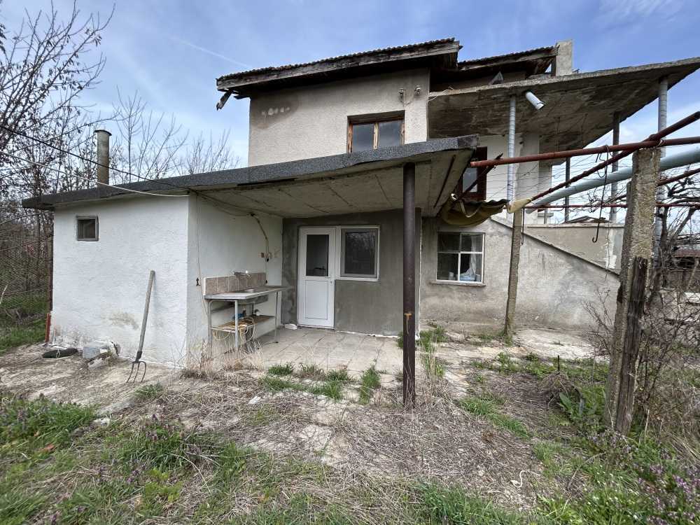 Парцел с къща Крумово