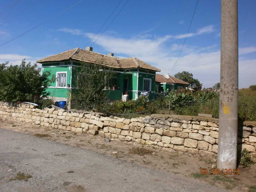 Къща с парцел Лозенец