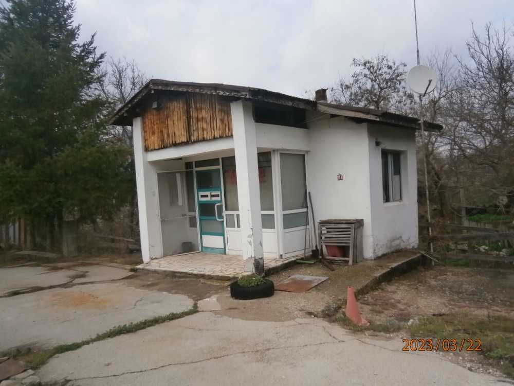 Бензиностанция Долни Лом